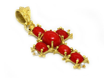 Privjesak s koraljima