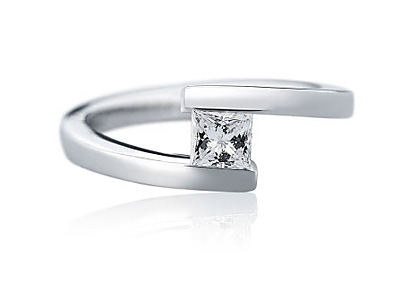 Zaručnički prsten s dijamantom